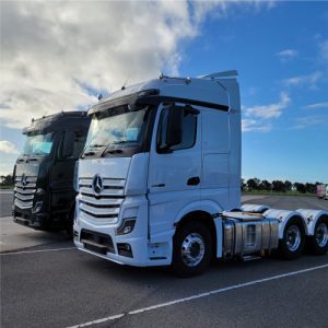 Commercial Trucks