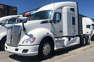 White Kenworth T680 Semi-Truck